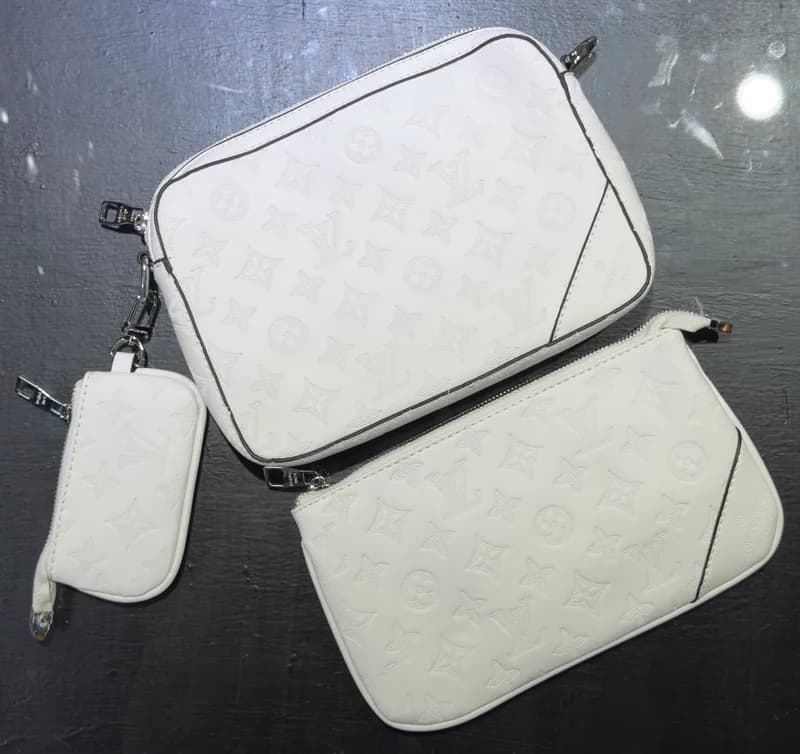Louis Vuitton Morral sobre Louis Vuitton white 3 en 1 — Morrales