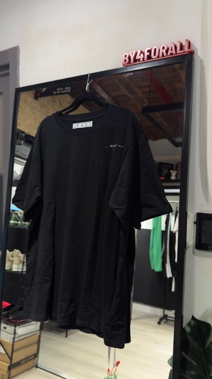 Off White Remera Off White arrows negra — Remeras